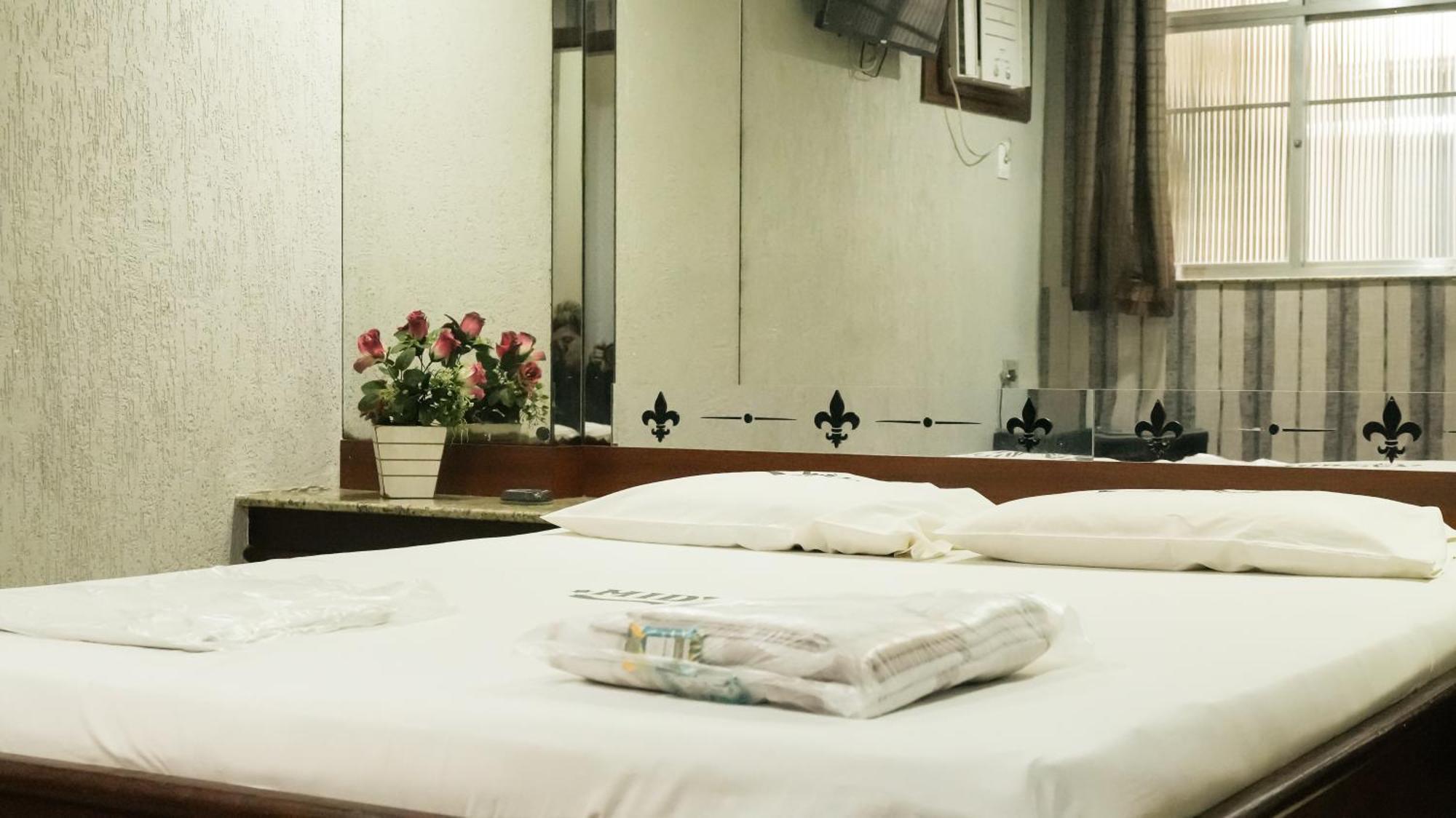 Midway Motel  Рио-де-Жанейро Экстерьер фото
